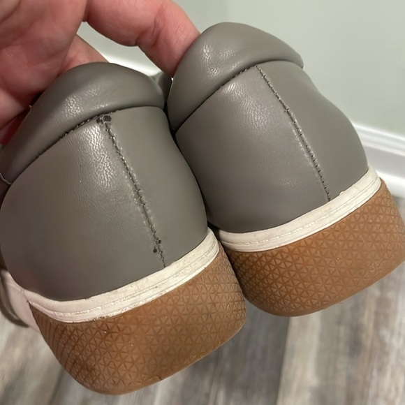 Caslon Andes Leather Suede Sneaker - Picture 7 of 8